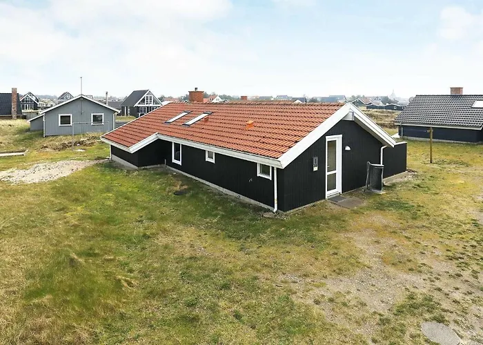 Three-bedroom In Thisted 8